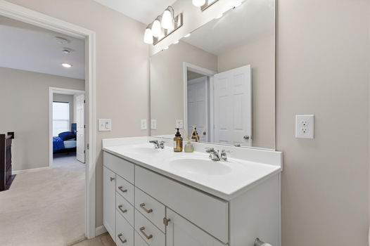 61-web-or-mls-4123 Burroughs Ct (61 of 70)