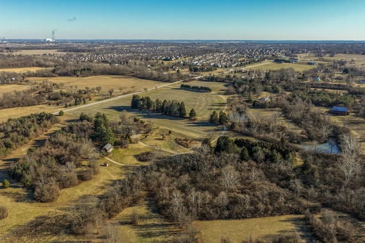 7-web-or-mls-6099 Millikin Rd (7 of 100)