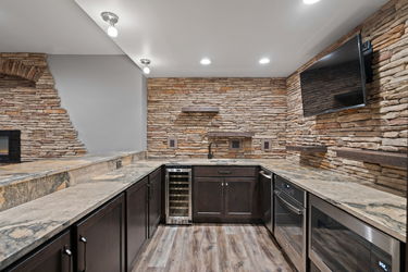 74-web-or-mls-6580 Oasis Dr (74 of 84)