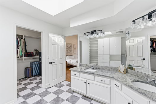 75-web-or-mls-9933 Hampstead Ct (75 of 106)