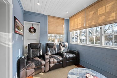 78-web-or-mls-2517 Observatory Ave (78 of 99)