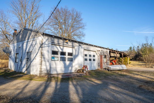 79-web-or-mls-6099 Millikin Rd (79 of 100)