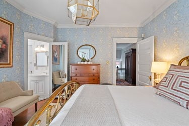 83-web-or-mls-2517 Observatory Ave (83 of 99)