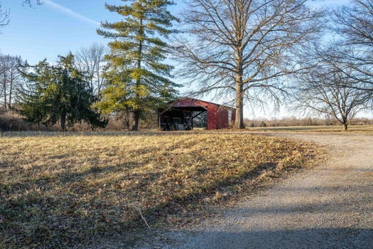 85-web-or-mls-6099 Millikin Rd (85 of 100)