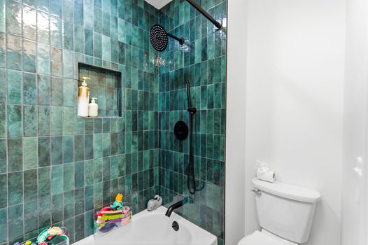 85-web-or-mls-9933 Hampstead Ct (85 of 106)