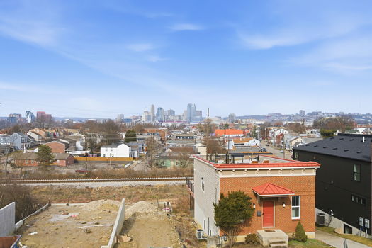 9-web-or-mls-100 W 13th St (9 of 27)