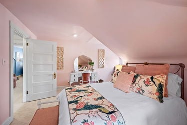 90-web-or-mls-2517 Observatory Ave (90 of 99)