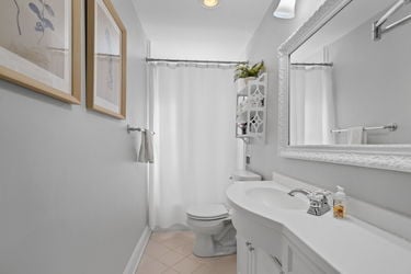 97-web-or-mls-2517 Observatory Ave (97 of 99)