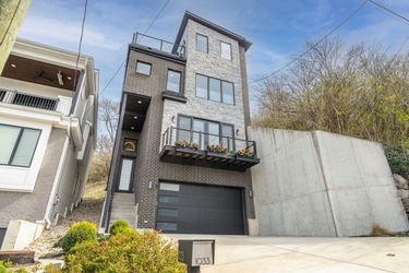 1-web-or-mls-1033 O Fallon Ave (1 of 70)