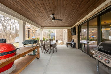 10-web-or-mls-10432 Radabaugh Dr (10 of 120)