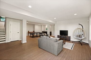 103-web-or-mls-960 Oak Ridge Ln (103 of 127)