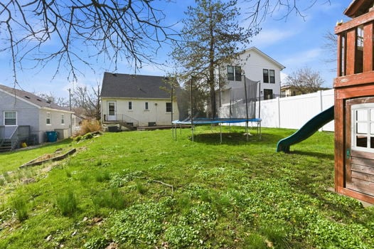 11-web-or-mls-7124 Sanoma Ave (11 of 40)