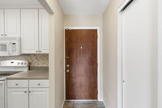 13-web-or-mls-3825 Petoskey Ave 31 (13 of 33)