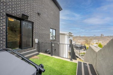 15-web-or-mls-1033 O Fallon Ave (15 of 70)