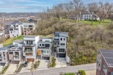 19-web-or-mls-1033 O Fallon Ave (19 of 70)