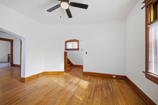 20-web-or-mls-3763 Mount Vernon Ave (20 of 50)