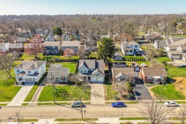 20-web-or-mls-7133 Fowler Ave (20 of 88)