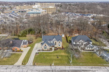 21-web-or-mls-10432 Radabaugh Dr (21 of 120)