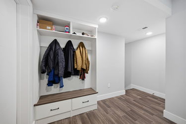 25-web-or-mls-1033 O Fallon Ave (25 of 70)