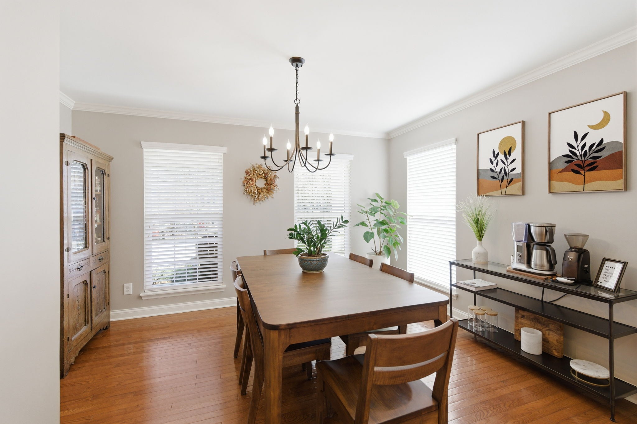 25-web-or-mls-7133 Fowler Ave (25 of 88)