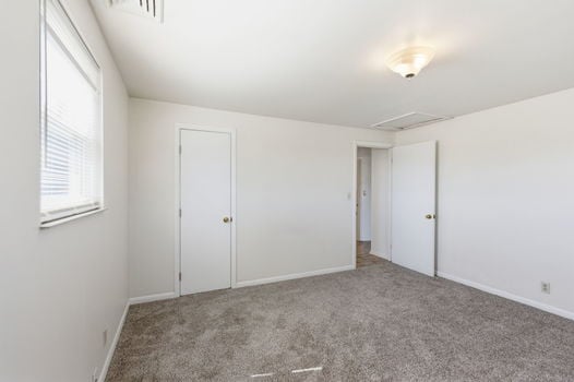 26-web-or-mls-4947 Charlemar Dr (26 of 36)