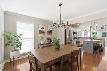 27-web-or-mls-7133 Fowler Ave (27 of 88)