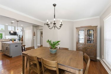 28-web-or-mls-7133 Fowler Ave (28 of 88)