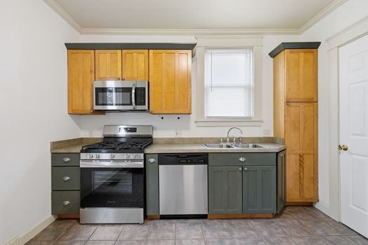 31-web-or-mls-3763 Mount Vernon Ave (31 of 50)