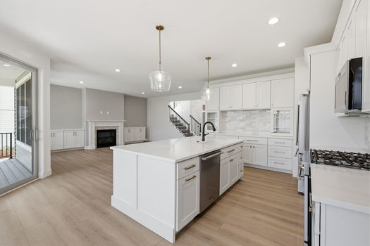 40-web-or-mls-3728 Hutton St (40 of 73)