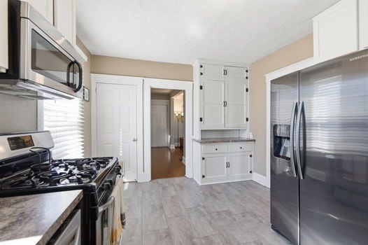 41-web-or-mls-6867 Hurd Ave (41 of 72)