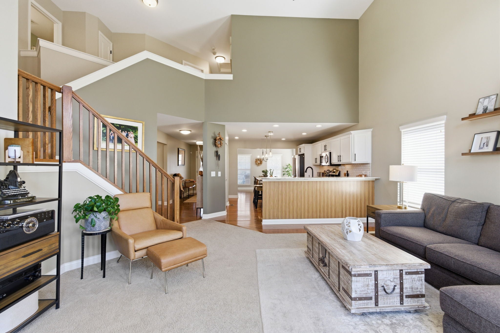 41-web-or-mls-7133 Fowler Ave (41 of 88)