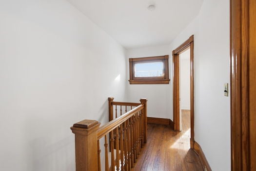 44-web-or-mls-3763 Mount Vernon Ave (44 of 50)