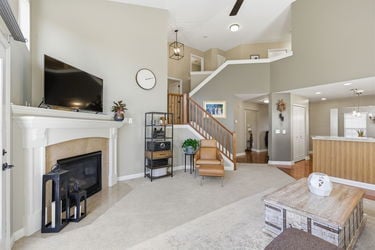 44-web-or-mls-7133 Fowler Ave (44 of 88)