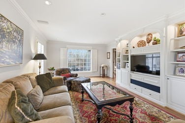 47-web-or-mls-6604 Madeira Hills Dr (47 of 117)