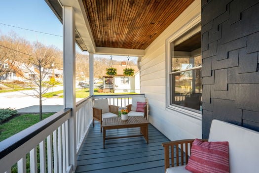 5-web-or-mls-6867 Hurd Ave (5 of 72)