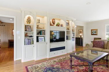 50-web-or-mls-6604 Madeira Hills Dr (50 of 117)