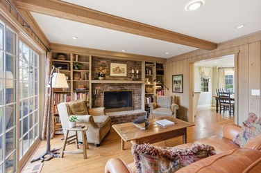 51-web-or-mls-6604 Madeira Hills Dr (51 of 117)