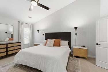 51-web-or-mls-7133 Fowler Ave (51 of 88)