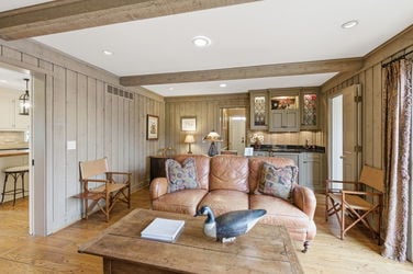 55-web-or-mls-6604 Madeira Hills Dr (55 of 117)