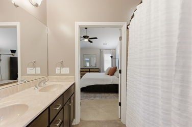 57-web-or-mls-7133 Fowler Ave (57 of 88)