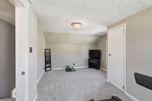 61-web-or-mls-6867 Hurd Ave (61 of 72)