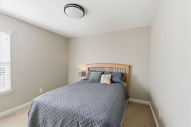 66-web-or-mls-7133 Fowler Ave (66 of 88)