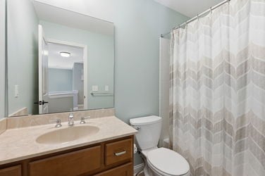 70-web-or-mls-7133 Fowler Ave (70 of 88)