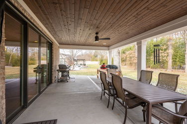 8-web-or-mls-10432 Radabaugh Dr (8 of 120)