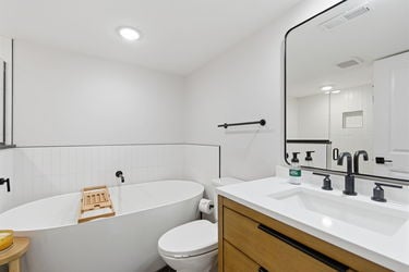 82-web-or-mls-7133 Fowler Ave (82 of 88)