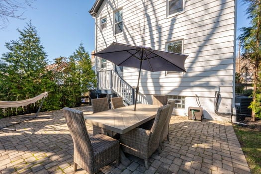 9-web-or-mls-6867 Hurd Ave (9 of 72)