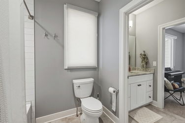 90-web-or-mls-10432 Radabaugh Dr (90 of 120)