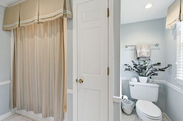 98-web-or-mls-6604 Madeira Hills Dr (98 of 117)