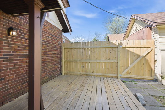 12-web-or-mls-2506 Moundview Dr (12 of 57)