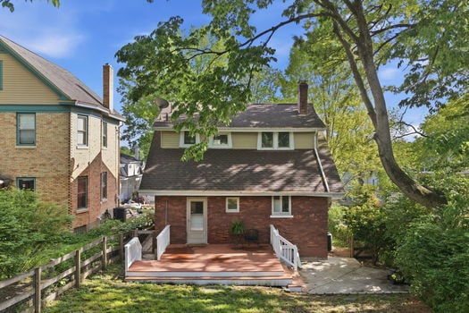 12-web-or-mls-2840 Pine Grove Ave-12